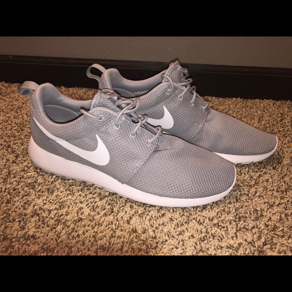 Nike Roshe One Sz 10.5